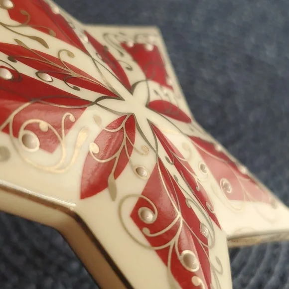 Lenox Ornament Porcelain Red & White Star - Picture 4 of 5